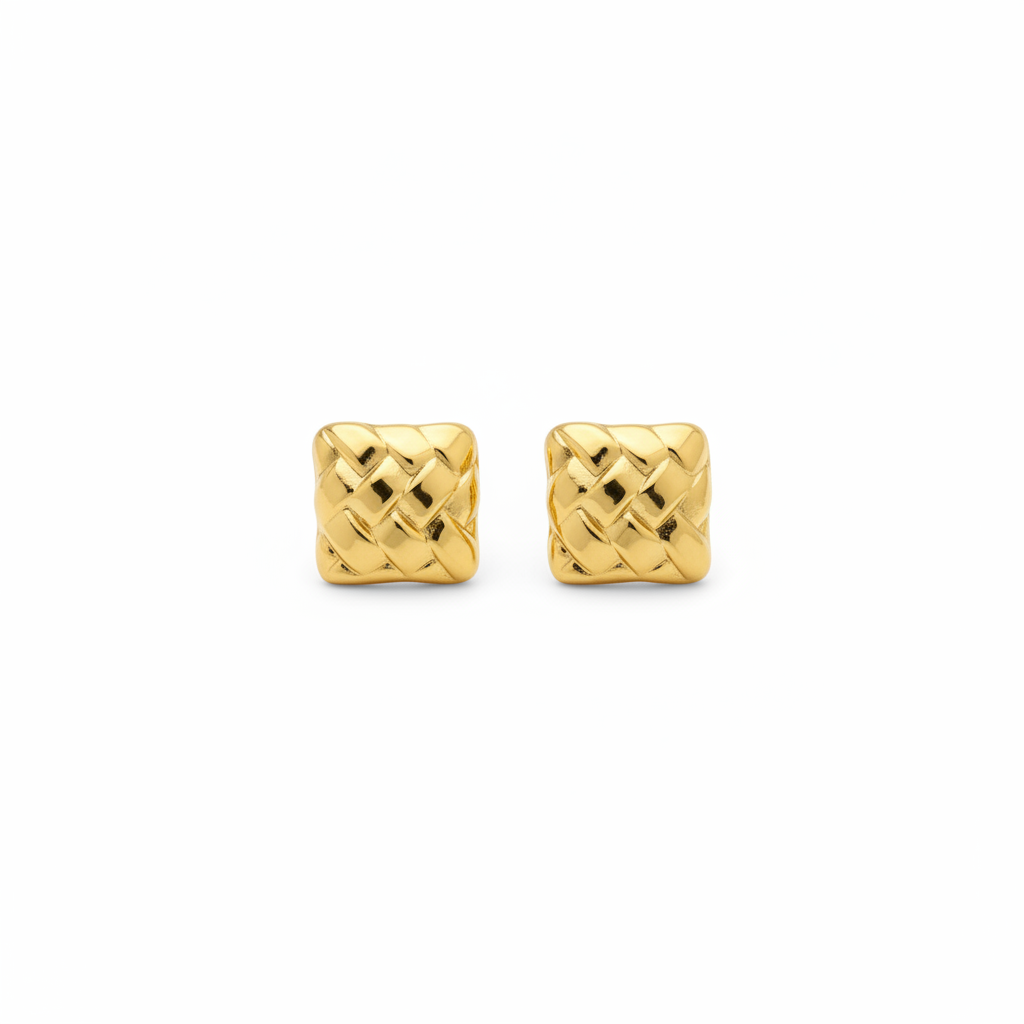 Boucles d'oreilles cœur tressé doré fond blanc