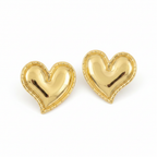 Boucles d'oreilles cœur doré fond blanc